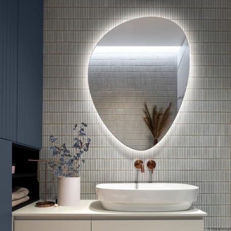 Specchio Retroilluminato Da Bagno Asimmetrico