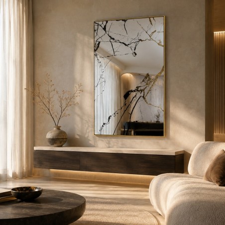 Specchio Per Soggiorno Effetto Marmo Con Cornice Dorata