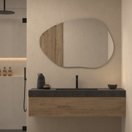 Specchio dal Design Asimmetrico per Bagno Moderno
