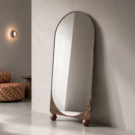 Specchio da Terra ad Arco con Sfere Toon in Noce